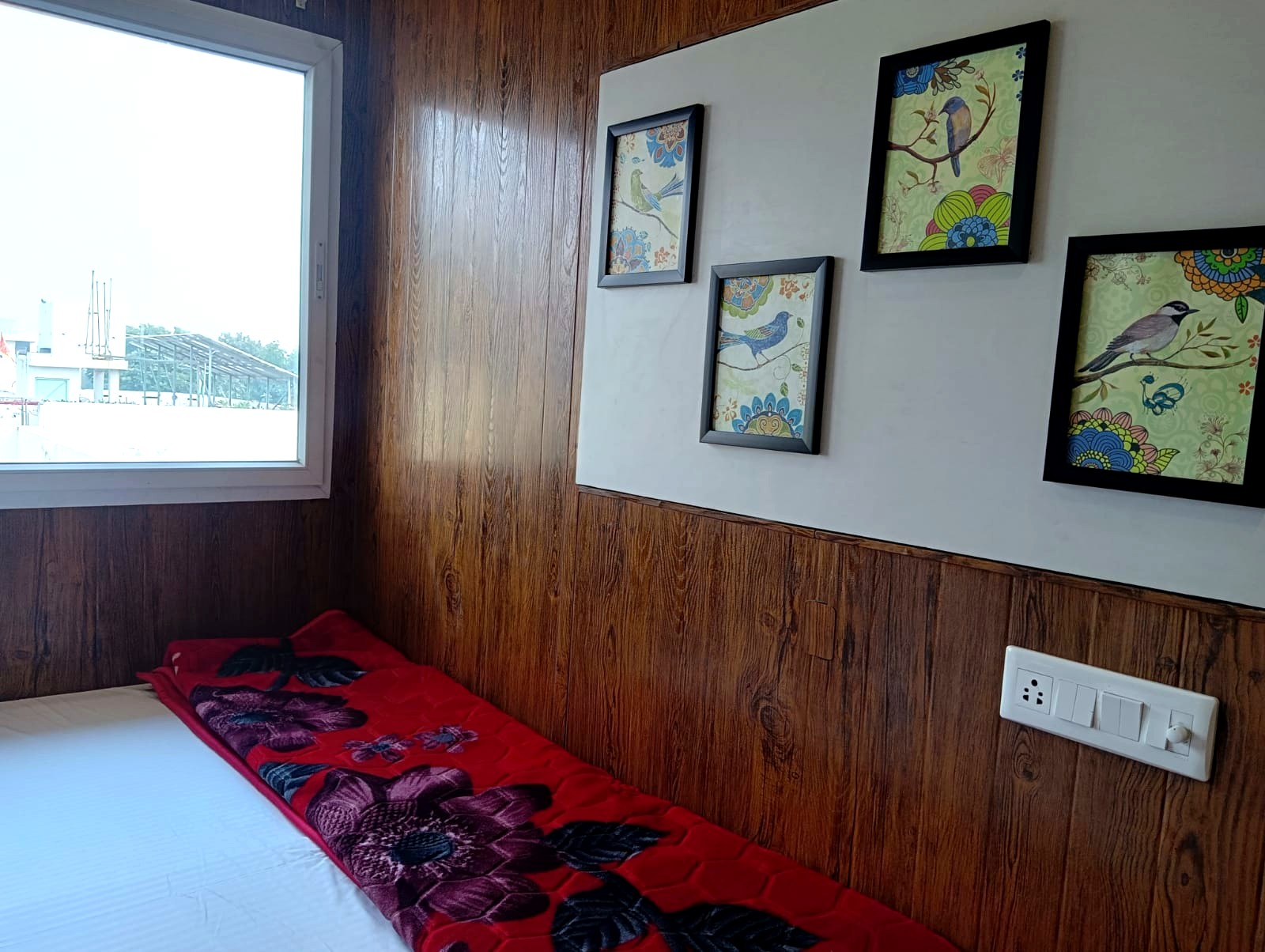 Bedroom with hotel-grade mattress in a Sukh Vaas serviced apartment